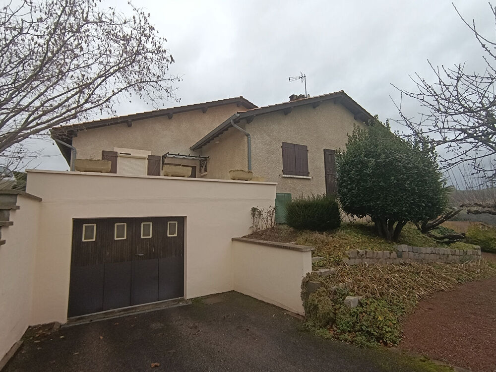 Maison 9 pièces 190 m² · à Regny · 190 m² · 235 000 €