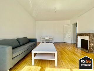  Appartement à louer 4 pièces 83 m²