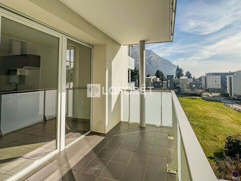   SAINT EGREVE - LA MONTA Appartement - 2 pi�ce(s) - 37 m�