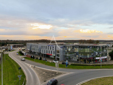 Bureaux Nogent Le Phaye  3 326 m2 3900000 28630 Nogent le phaye