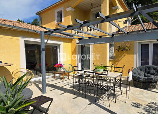  Maison  vendre 5 pices 121 m