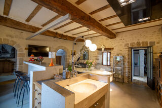  Maison  vendre 10 pices 290 m