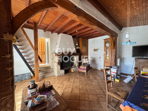   Maison à rénover ? Fort potentiel ? Idéal investisseur ou projet résidence principale. Maison - 5 pièce(s) - 130 m²