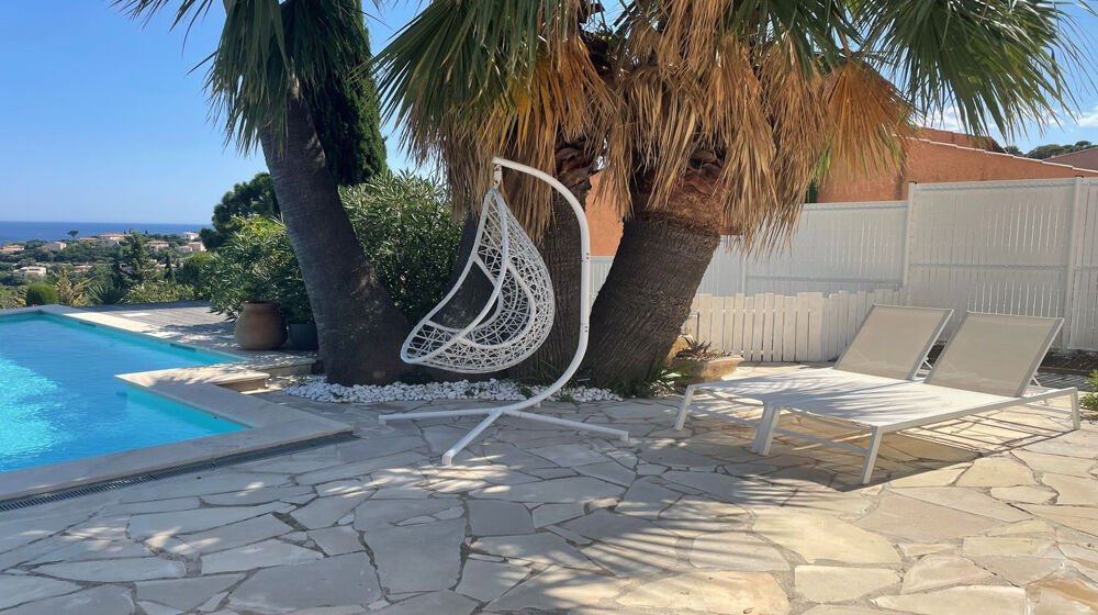 Vente Maison Les Issambres - Villa plain-pied T4, piscine chauffée, vue mer et garrigue, jardin 1 512 m² Les issambres