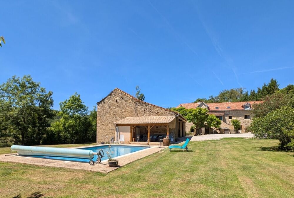 Vente Maison Belle propriété en pierre! Possibilité chambres d'hôtes. Parisot