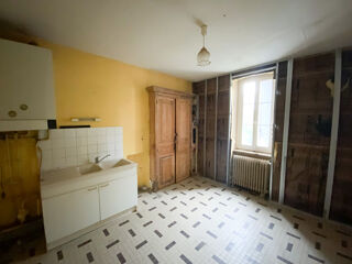  Maison à vendre 10 pièces 261 m²