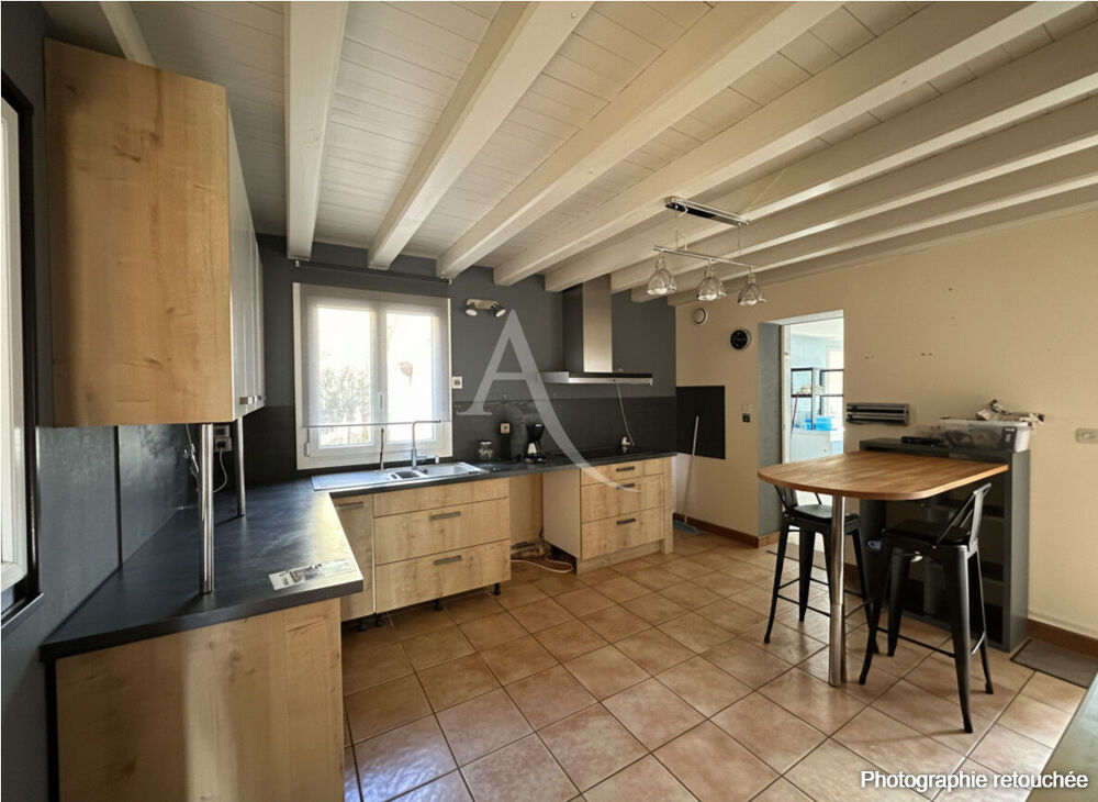 Vente Maison BREUIL-MAGNÉ ? BELLE MAISON FAMILIALE AVEC PISCINE ET GRAND TERRAIN Breuil magne