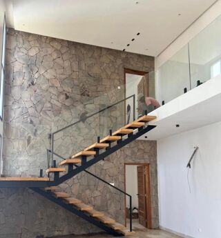  Maison � vendre 5 pi�ces 215 m� Nguerigne