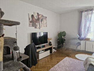  Immeuble à vendre 6 pièces 240 m²