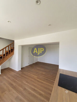  Maison à louer 3 pièces 58 m²