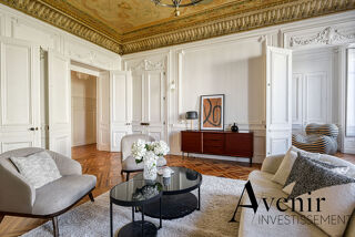  Appartement à vendre 7 pièces 165 m²