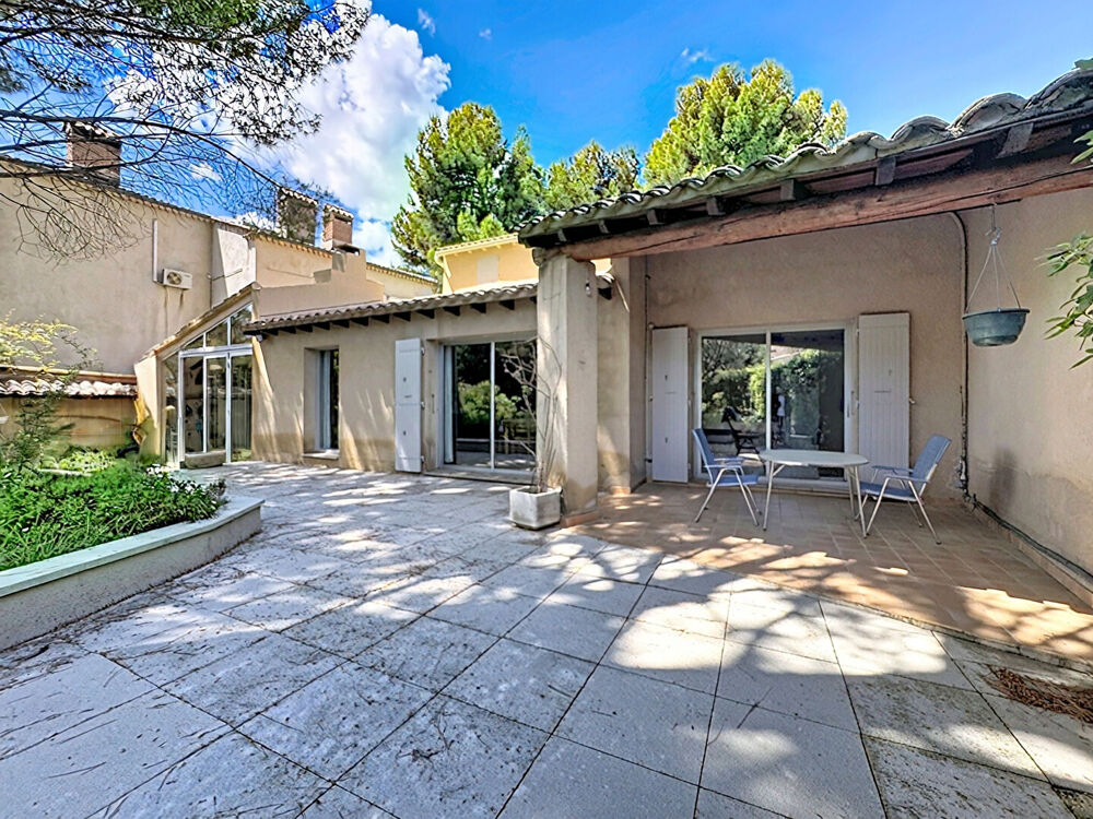 Les Angles - Maison T4 de 120 m², grand garage et 650 m² de terrain.