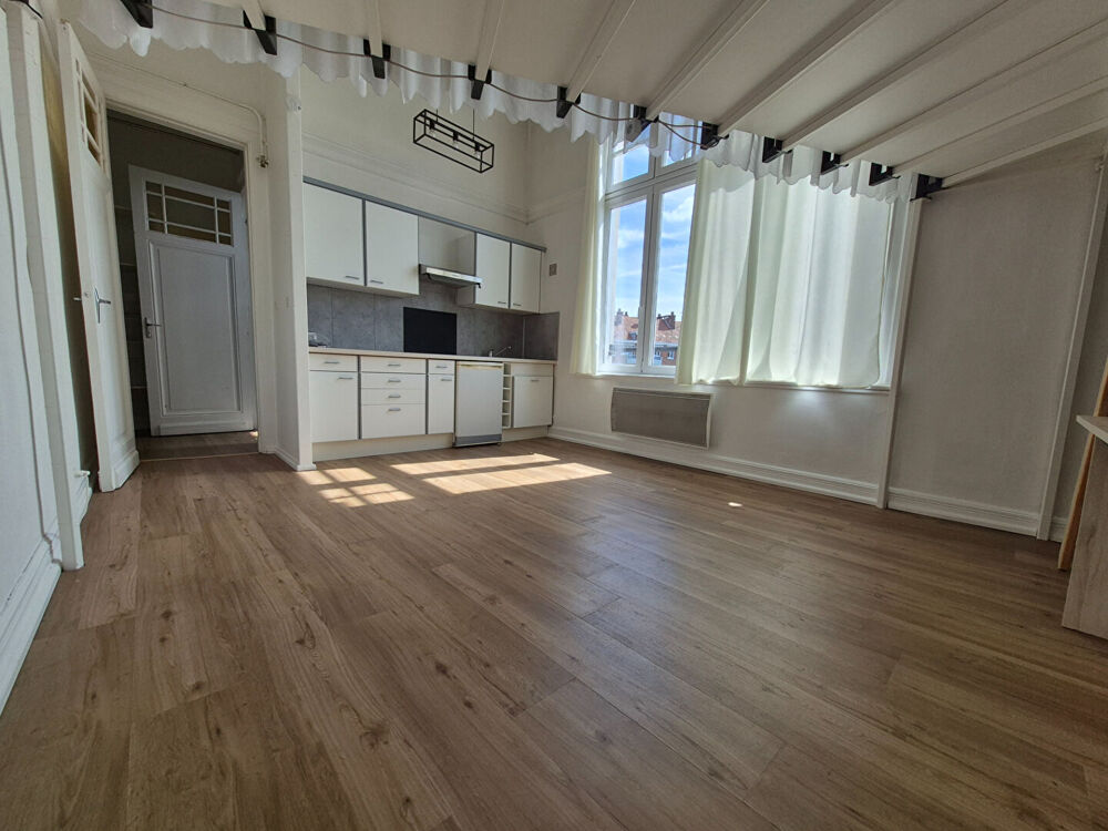 Vente Appartement Lille VAUBAN : Studio + cave  face à l'université Catholique Lille