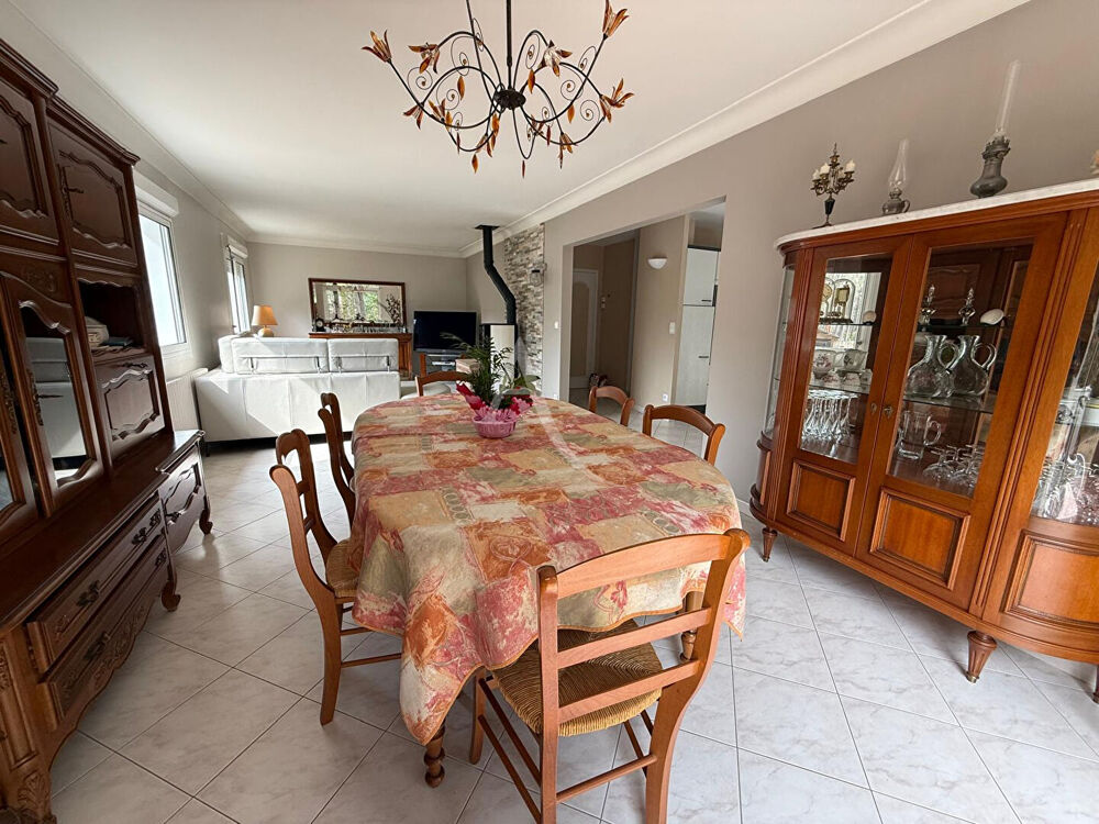 Vente Maison MAISON 115M², 3 CHAMBRES, SOUS-SOL ET DOUBLE GARAGE Ardenay sur merize