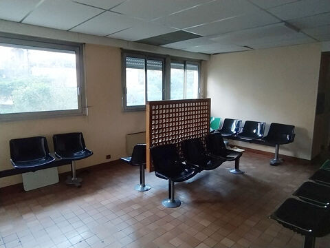   Thorigny sur Marne Local d'activit 7 pices 164.04 m 