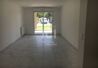  Appartement à louer 2 pièces 43 m²