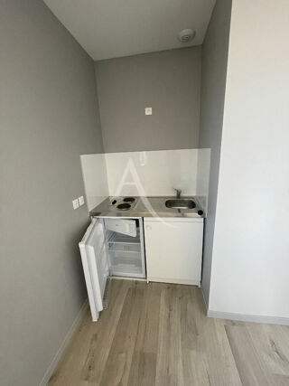  Appartement à louer 1 pièce 18 m²