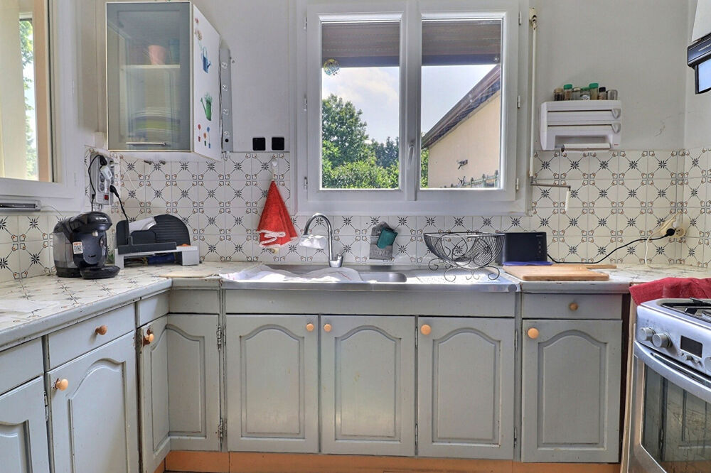 En exclusivité chez Laforêt Saint-Sever ! Maison de plain-pied de 106 m² sur plus de 6 200 m² de terrain