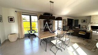  Maison  vendre 6 pices 202 m