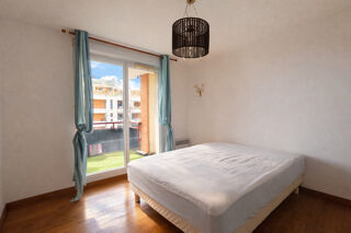  Appartement à louer 2 pièces 55 m²