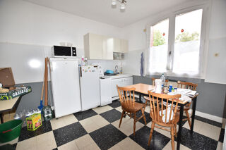  Maison � vendre 10 pi�ces 179 m�