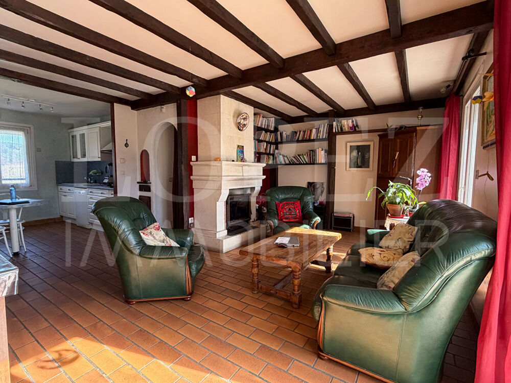 Maison T7 à Aussillon