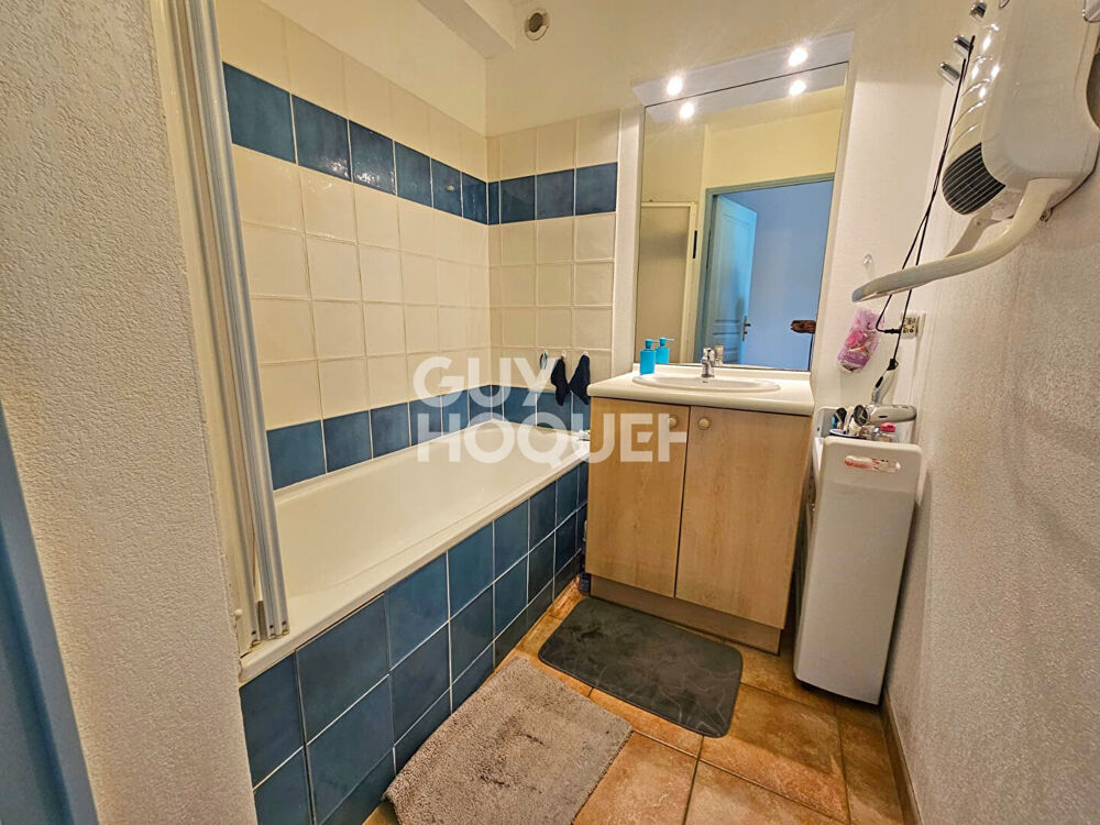 Villa T3 avec mezzanine, jardin, et parking. Résidence Port Minervois Homps.