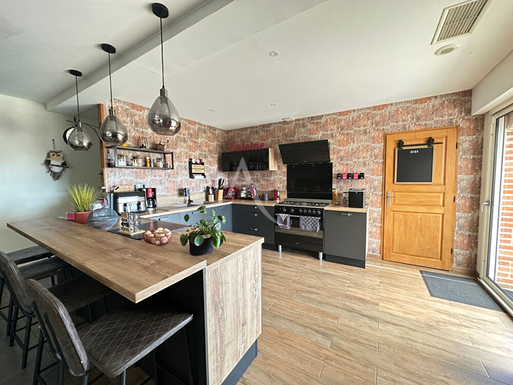 Vente Maison Longère en pierre 171 m² à vendre en campagne à Maché Mache