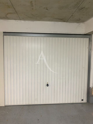  Parking / Garage � louer 13 m�