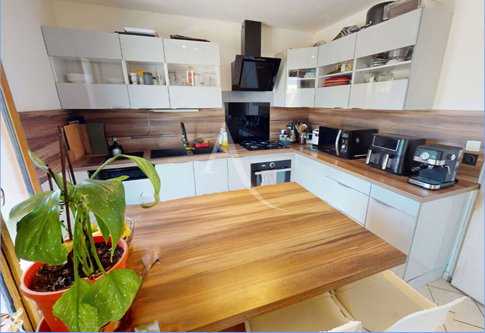 Vente Maison Maison plain-pied  100 m²  Neuvy-en-Sullias Neuvy en sullias