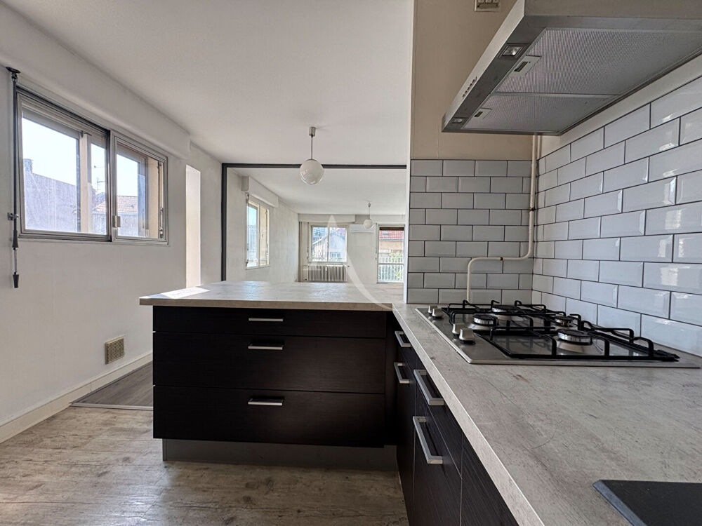 Appartement Clermont Ferrand - Appartement lumineux avec deux balcons plein sud, à deux pas du centre-ville - 88.23 m2