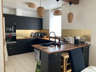  Appartement � louer 5 pi�ces 193 m�