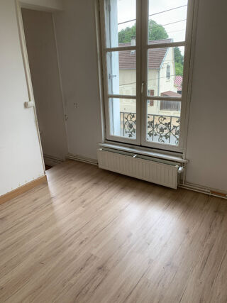  Appartement à louer 2 pièces 35 m²