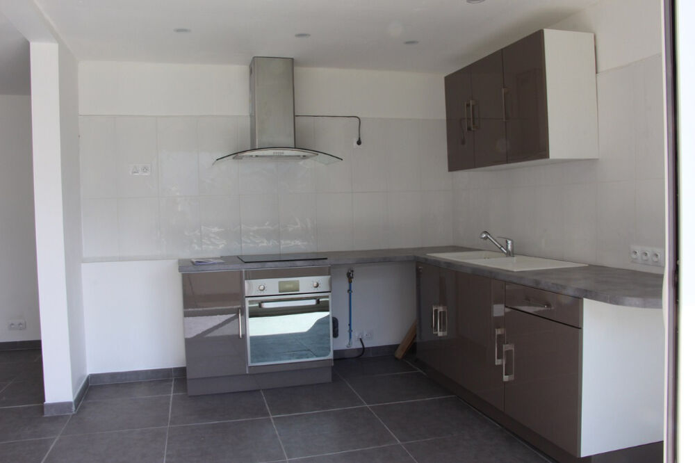 Vente Appartement Appartement  3 pièce(s) cave + garage + 1 place de parking Albertville