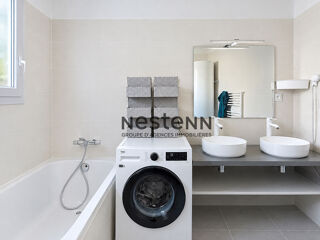  Appartement à louer 5 pièces 99 m²