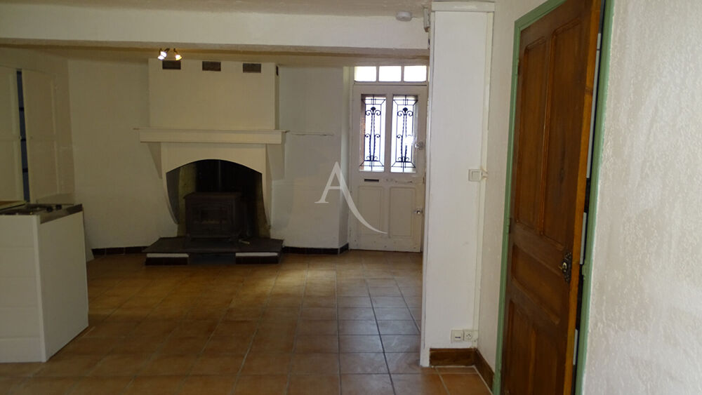 MAISON DE VILLAGE A CONQUES AVEC 1 CHAMBRE ET 1 BUREAU