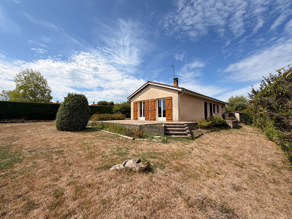 Vente Maison Une maison facile à vivre de plain pied sur un beau terrain clos de 996 m² ! Villars les dombes