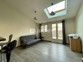  Appartement à louer 1 pièce 28 m²