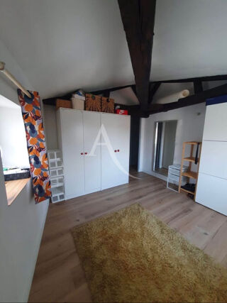  Appartement à louer 3 pièces 70 m²