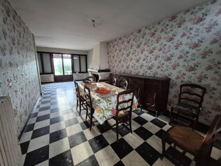  Immeuble à vendre 7 pièces 325 m²