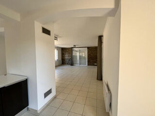  Maison � louer 6 pi�ces 128 m� Bouyon