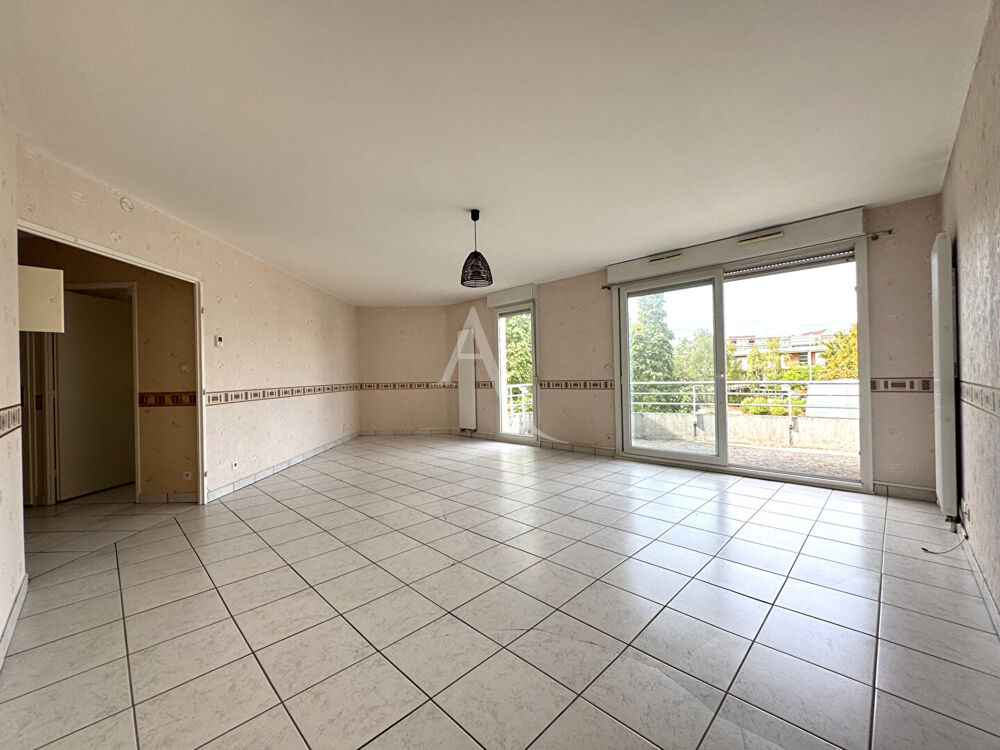 Vente Appartement A VENDRE DIJON TOISON D'OR appartement 4 pièces 80.38 m2 avec terrasse, cave, parking, garage Dijon