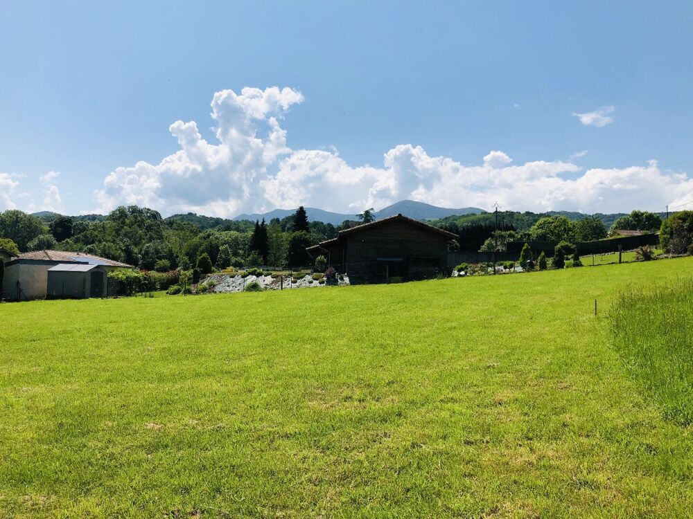 Vente Terrain Montjoie en Couserans: Terrain constructible de 800m² sur 1435m² Montjoie en couserans