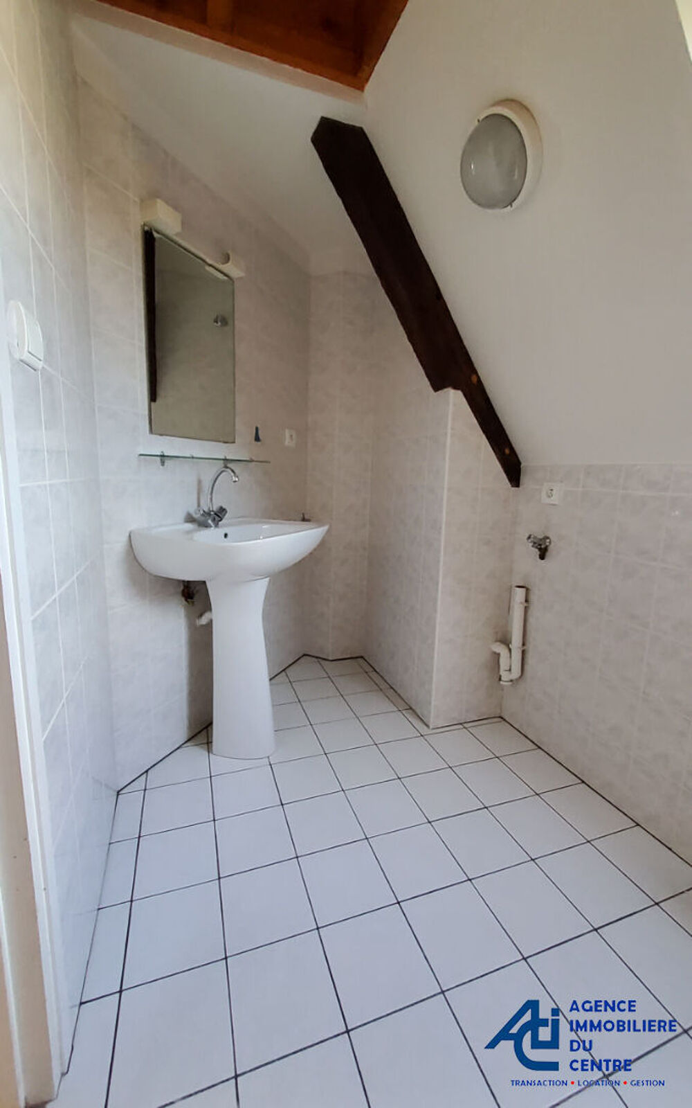 Appartement Pontivy 1 pièce avec mezzanine