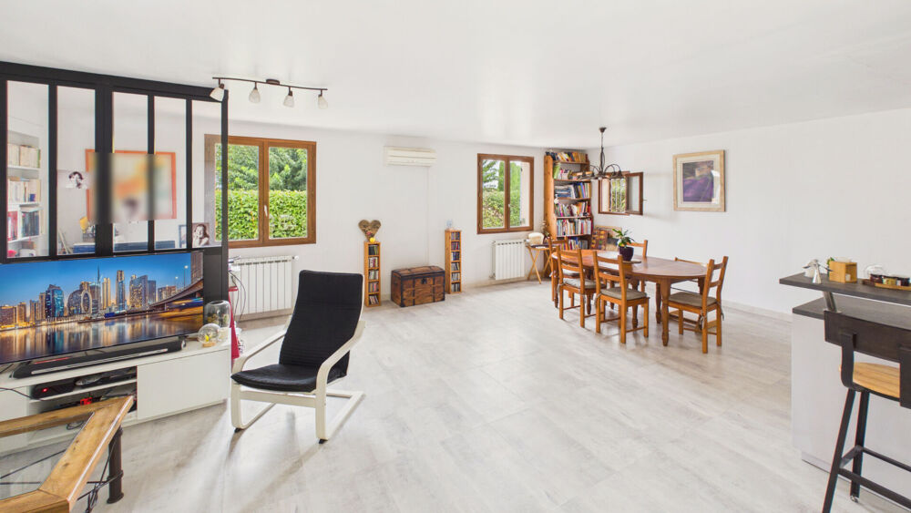 Vente Maison EYRAGUES Villa de plain pied 4 chambres  A deux pas des commodités Eyragues