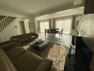  Maison � vendre 8 pi�ces 175 m�