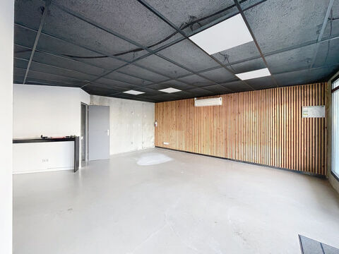 local talence PMR visibilit&eacute; 2600 33400 Talence