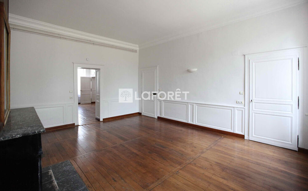 Location Appartement Appartement Neufchateau 5 pièce(s) 164.56 m2 Neufchateau