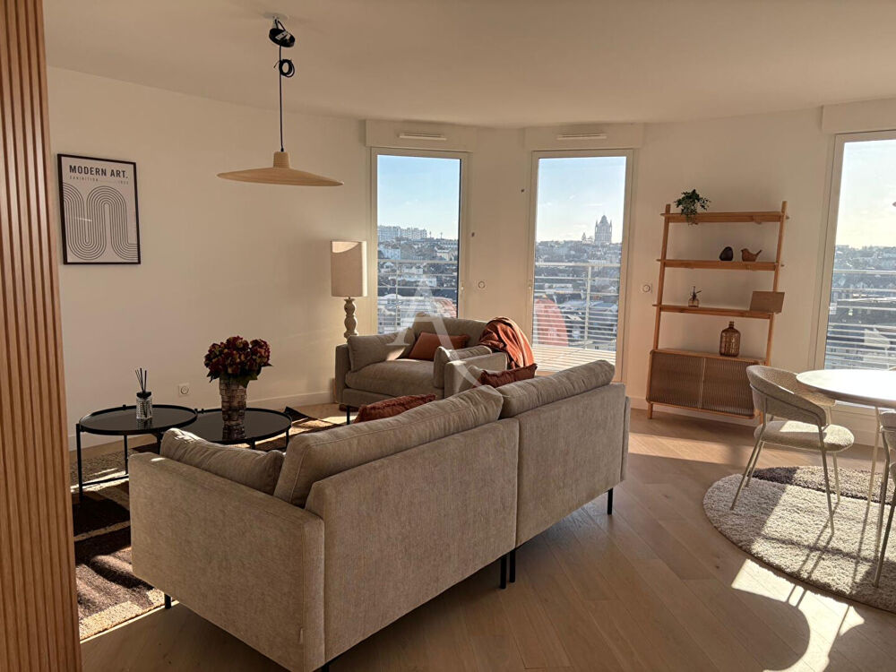 Appartement T5 dernier étage avec terrasse de 71m² centre ville ANGERS DISPONIBLE DE SUITE