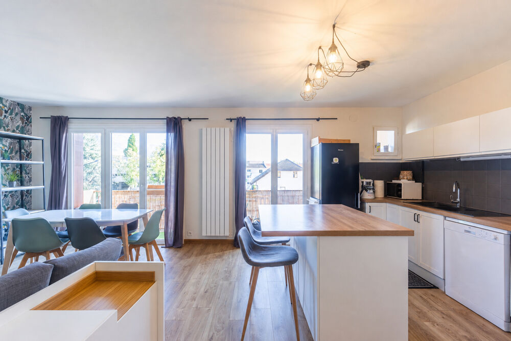 AGENCE IMMOBILIERE LAFORET - EXCLUSIVITE - "OXALIS" - ANNECY - APPARTEMENT T2 de 55,86m² - BALCON - CAVE - DERNIER ETAGE